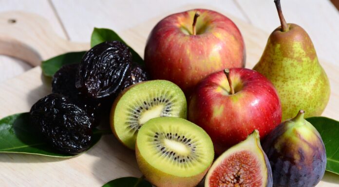 The 10 Best Fruits for Chronic Constipation (Backed by Science 2026) The 10 Best Fruits for Chronic Constipation (Backed by Science 2026)